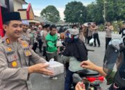Polres Bangka Berbagi Kebahagiaan dengan Pembagian Takjil dan Bansos di Bulan Ramadan