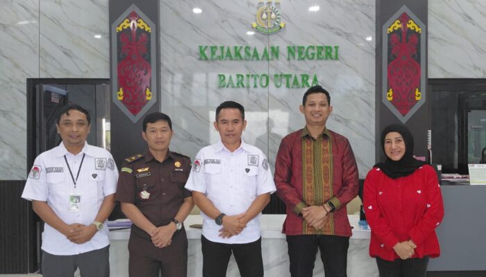 Pimpinan Umum dan Pemimpin Redaksi Media Adhyaksa News Kunjungi Kejari Barito Utara, Bahas Rencana Seminar Public Speaking