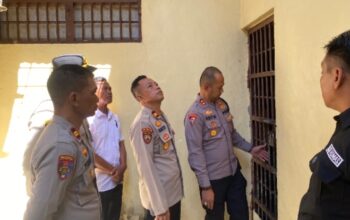 Kapolres Bangka Barat Sidak Polsek Jebus, Tekankan Disiplin Dan SOP Penjagaan Tahanan