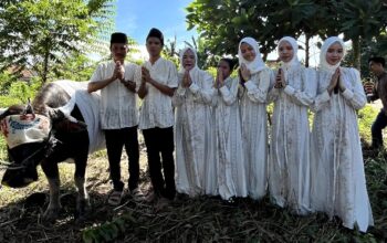 Semangat Qurban Idul Adha 2026, Ridwan Sekeluarga Sembelih 1 Ekor Kerbau