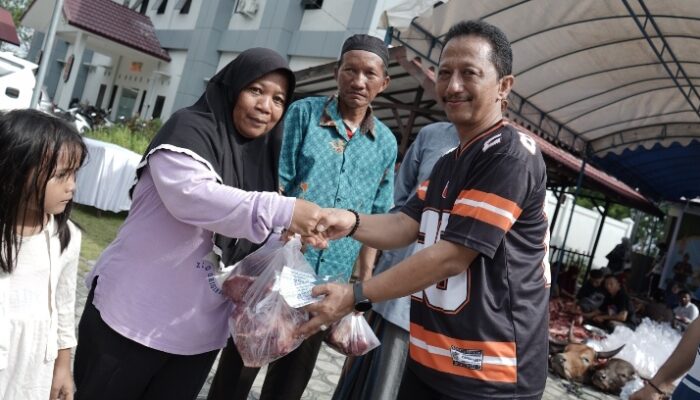 Maknai Idul Adha 1447 H Kejati Kalteng Potong Hewan Qur’ban 14 Ekor Sapi dan 3 Ekor Kambing